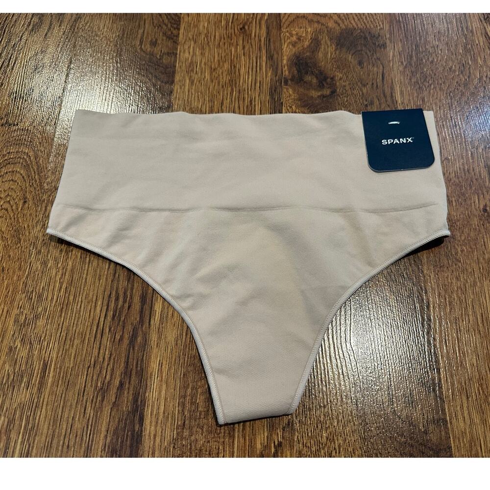 Spanx Women's Ecocare Seamless Thong Panty Beige Size Small NWT Shapewear